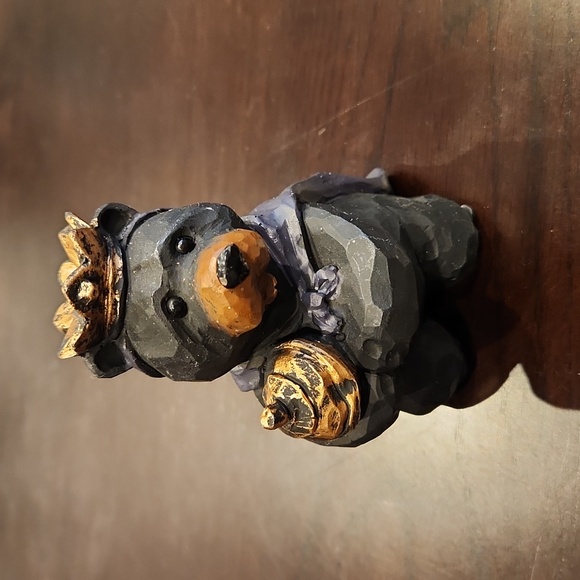 Bear Nativity Scene, set of 8 - Picture 4 of 16